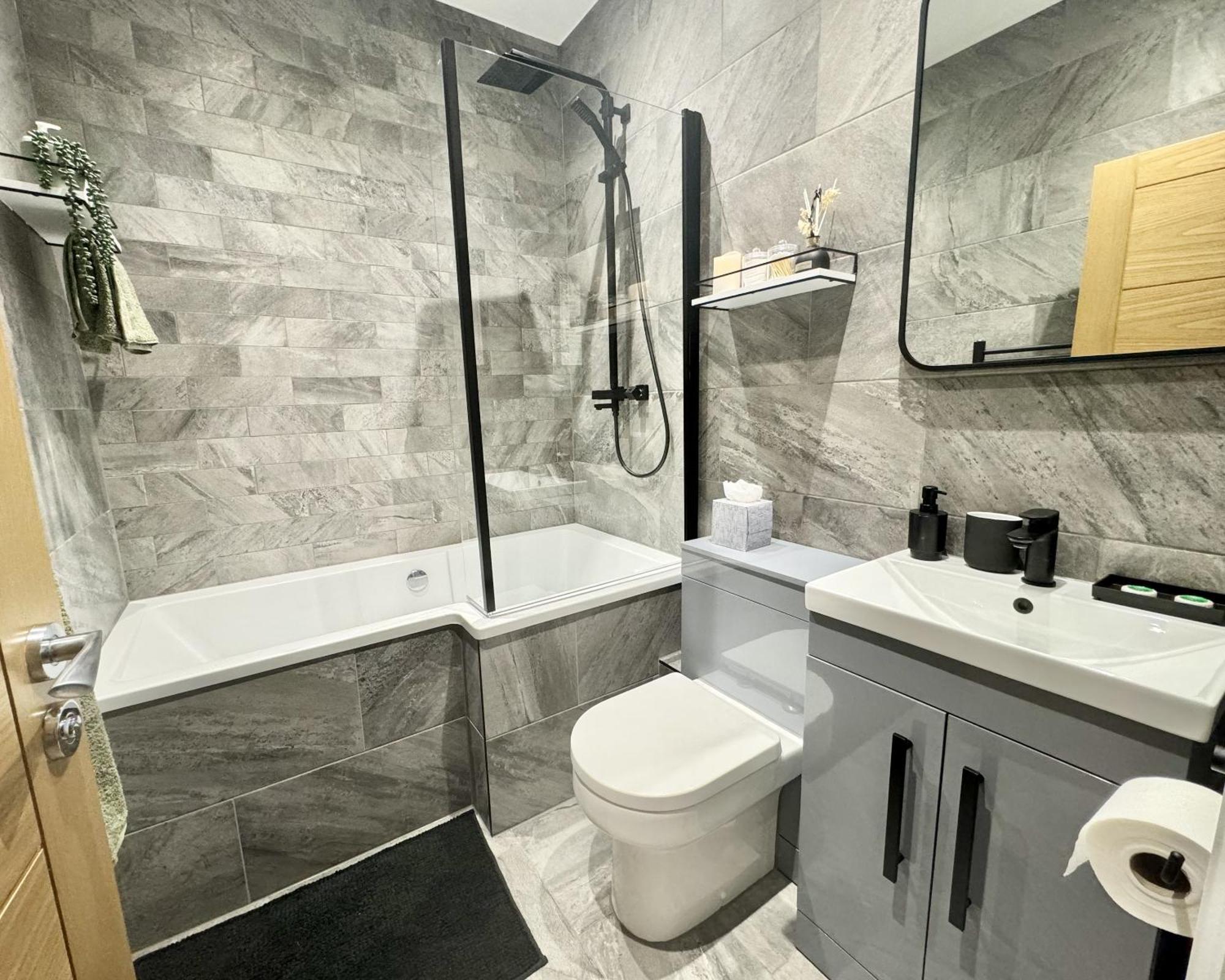 The Yorkshire Crown - Luxury Apartment - Free Parking Nearby Harrogate Eksteriør bilde