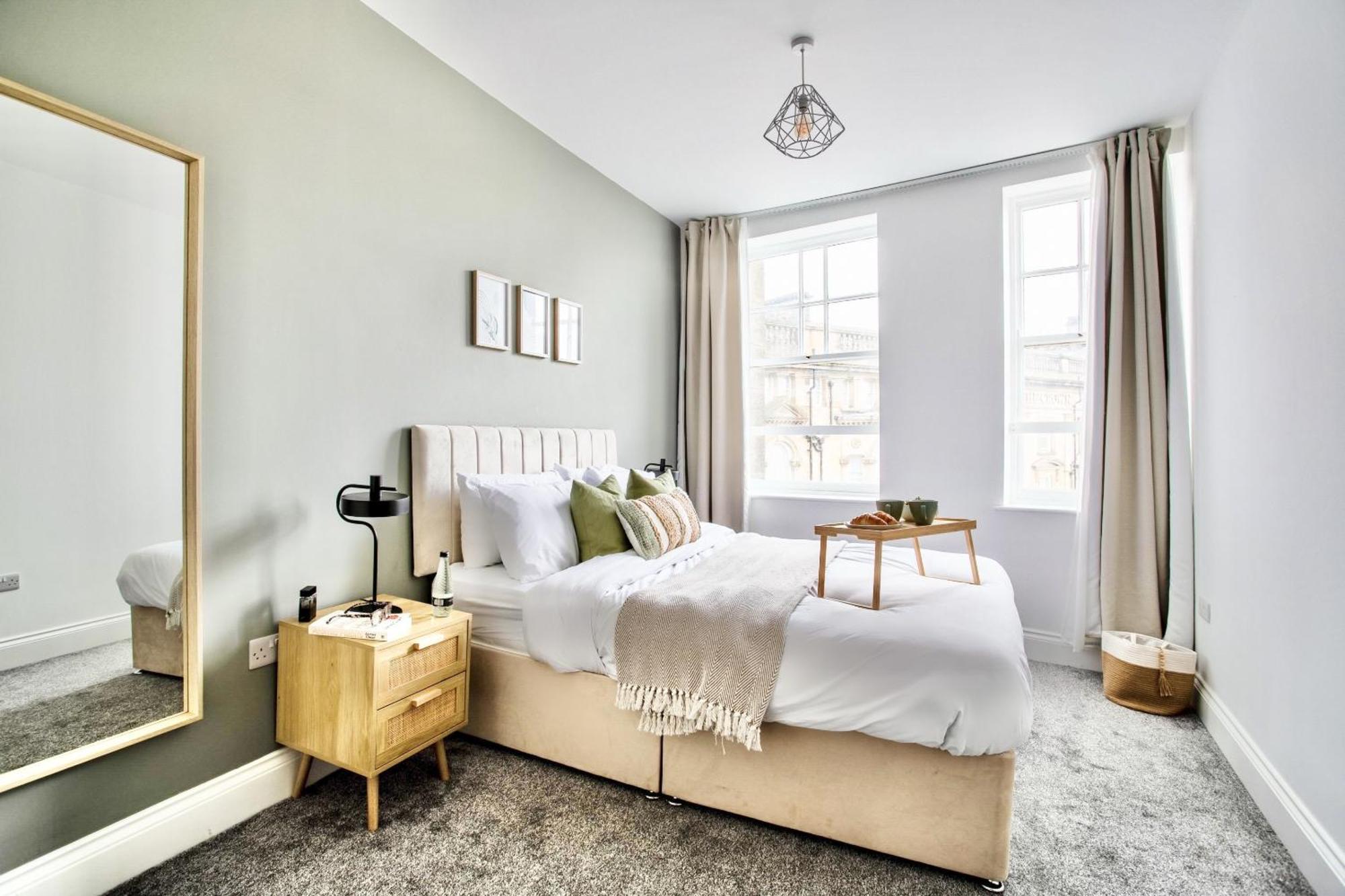 The Yorkshire Crown - Luxury Apartment - Free Parking Nearby Harrogate Eksteriør bilde